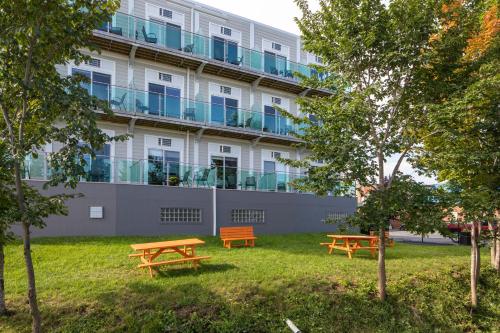 Micro Boutique Living Wolfville in Wolfville (NS)