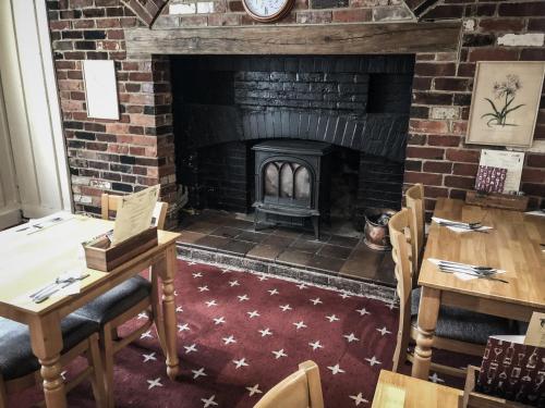 The Angel Hotel - image 14