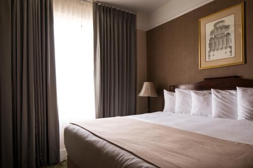 287424692 Hotel El Capitan