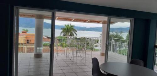 Casa Vista Paraiso Raquet Club