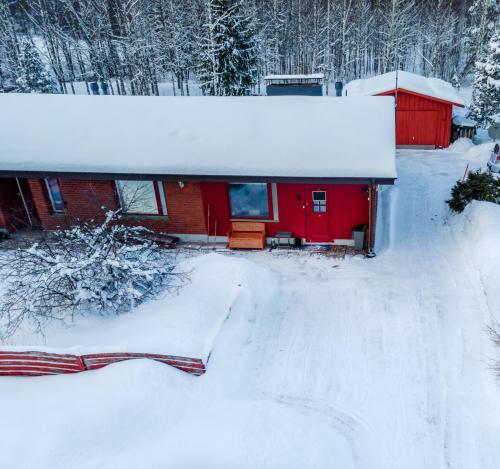 Poppelstrand Nuuksio, Pet friendly guest apartment