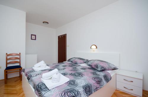 One-Bedroom apartment Standard image 6
