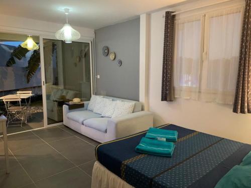 Bleu Cannelle et Petimo Bleu Cannelle et Petimo