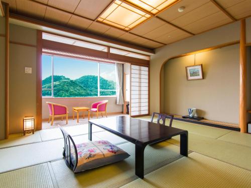 Standard Japanese-Style Room