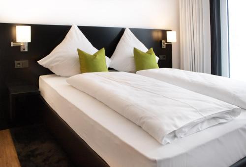 Bed, AU Hotel by WMM Hotels in Aurach