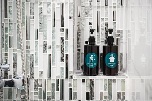 VIX Bangkok Hotel @ Victory Monument