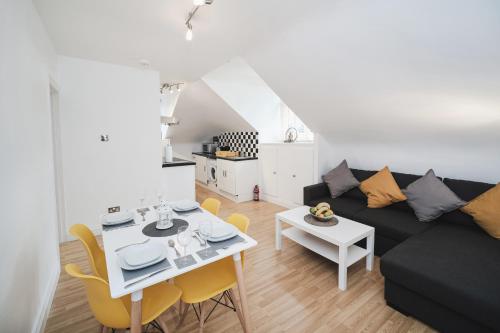 Canterbury 2 Bed Apartment Close To Town Ct1 Sleeps 6 - Canterbury