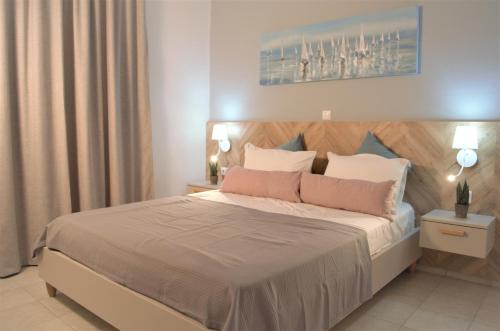 2 bedrooms, 4 beds