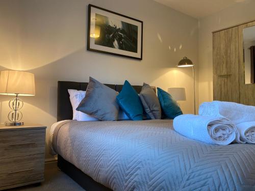 Luxury 2 Bed Apartment!! Free Parking!!, , Hertfordshire