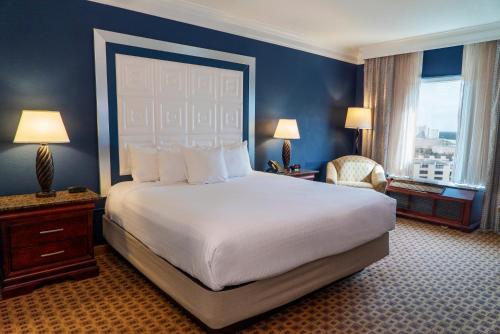 287482704 Rosen Plaza Hotel Orlando Convention Center