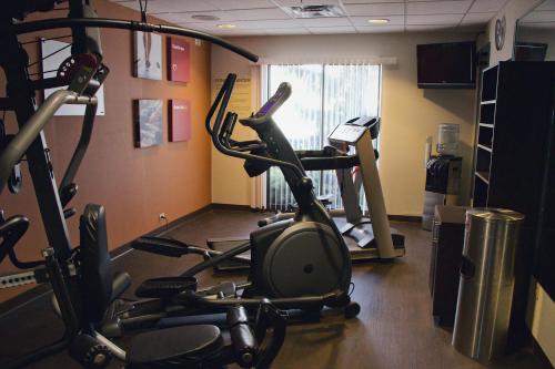 Comfort Suites Edinboro - image 18