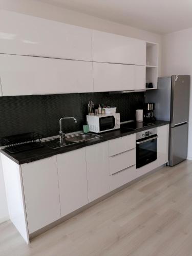 Diamond Apartments - main image
