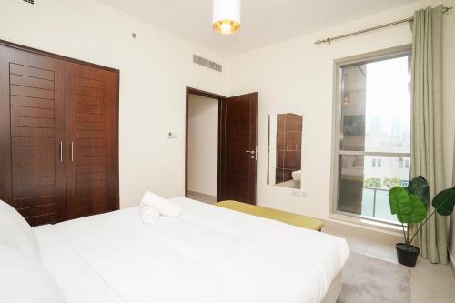 RH-Downtown 2BR Apt; near Burj Khalifa, Dubai Mall