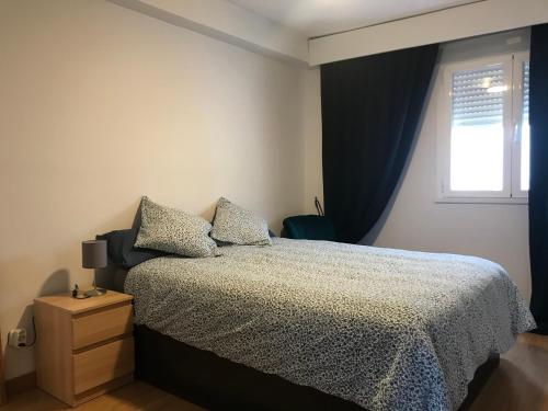 2 baños! Piso grande 100 m2 y Garaje gratis (2 banos! Piso grande 100 m2 y Garaje gratis) in موراتالاز