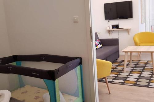 City Apartment near Shooping Center, 6 guests 673m von Heimatmuseum am Gesundbrunnen entfernt