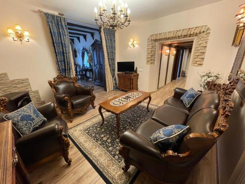 Grand Duke Apartments 4