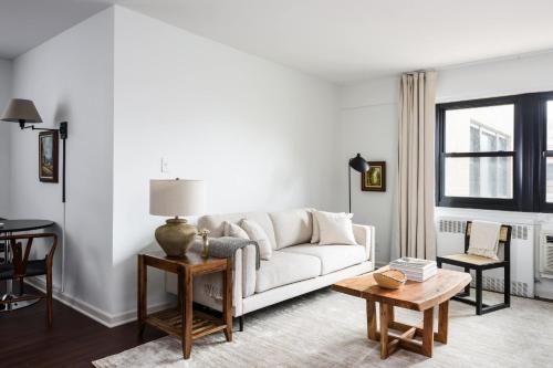 FRONTDESK Furnished 1 BR Apt in Central West End