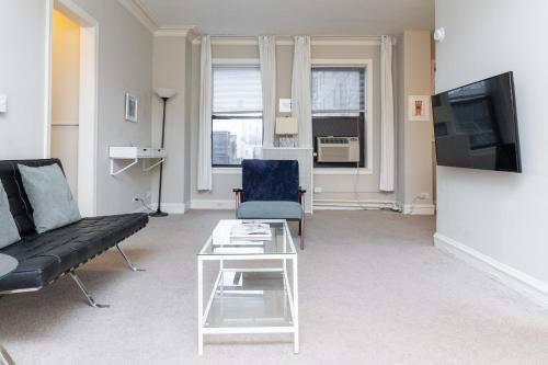 Historic HP 1BR with Fast Transit to UChicago & DT by Zencity - image 6