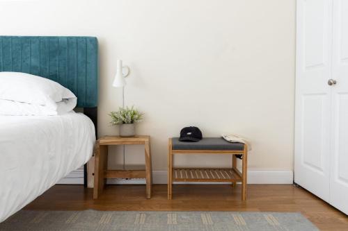 Classic Ravenswood 1BR with Work Station by Zencity - image 10