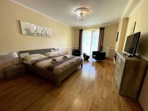 Apartment 122 Čertovka