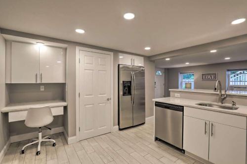 Cozy Quiet Getaway Surrounded by Nature - 19 Miles to Downtown Boston! in Wilmington, USA