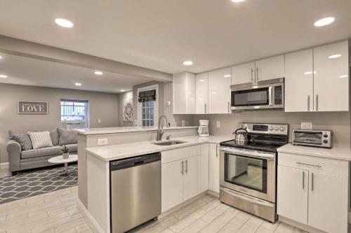 Cozy Quiet Getaway Surrounded by Nature - 19 Miles to Downtown Boston! in Wilmington, USA