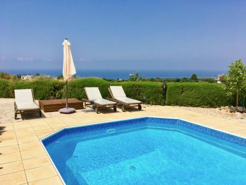 Villa Panorama - Stunning views in villa with hot tub, pool, garden