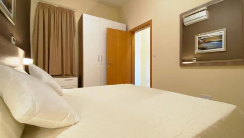 Vista Point - Cast Renting - image 6