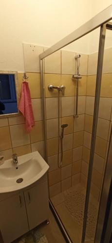 Helly's apartman - image 2