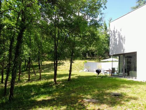 Luxury holiday home by the river in Boissi res