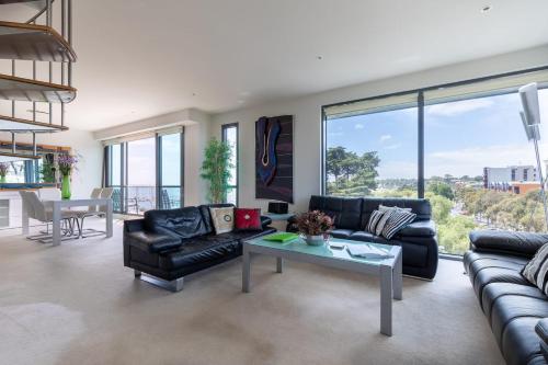 Geelong Waterfront Penthouse Apartment