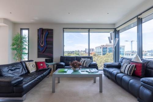 Geelong Waterfront Penthouse Apartment