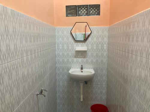 FAHANAZ RESIDENCE FAHANAZ RESIDENCE