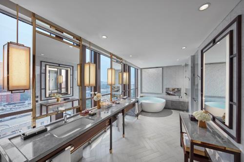 Mandarin Oriental Wangfujing, Beijing