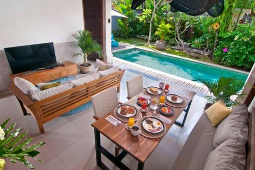 Two-Bedroom Villa image 6