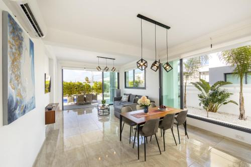 Pernera Beach Villa - image 8