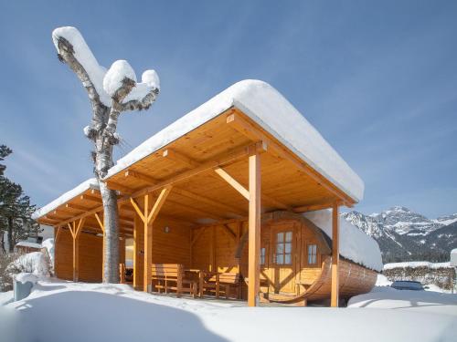 vor und nachteile aufblasbares zelt Kabxhueo Aufblasbare mit Pumpe 4 Personen Zelte für Camping Campingzelt Glamping Zelte große Familie Kuppelzelt Wasserdicht mit 4 Mesh Fenster & Türen einfache Einrichtung für Wandern Backpacking Sport & Freizeit apparis Number:1 piece Camping Melissi | ACSI