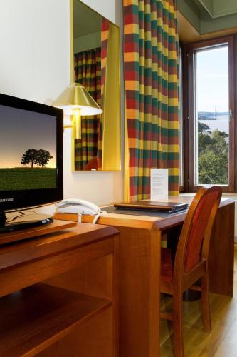 Single room, economy