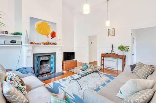 Classic Villa Retreat - Steps To Ponsonby Rd, Окленд (фото 9)