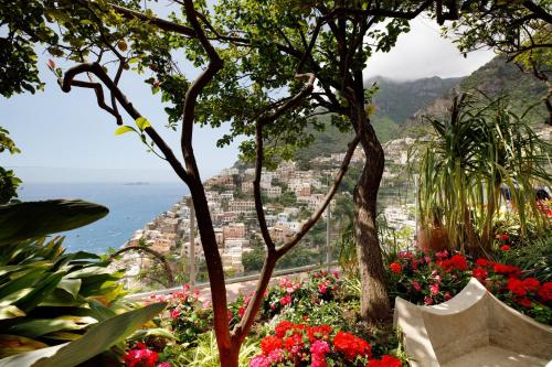 Suite With Private Pool and Sea View image 6