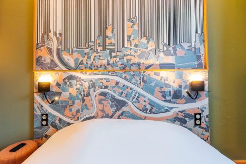 Ibis Styles Lyon Croix Rousse - image 3