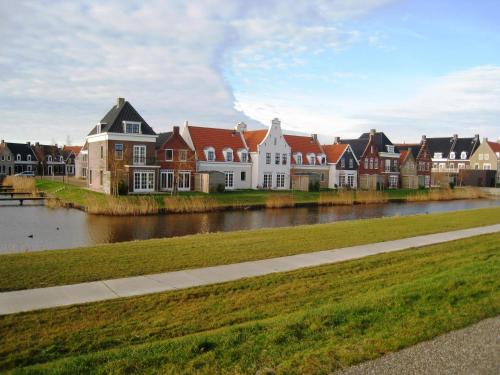 Schönes Ferienhaus am Lauwersmeer 175