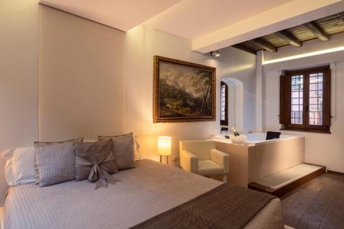 Suite, executive, whirlwanne
