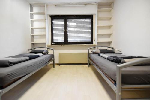 Work and Stay Apartment in Troisdorf in Тройдорф