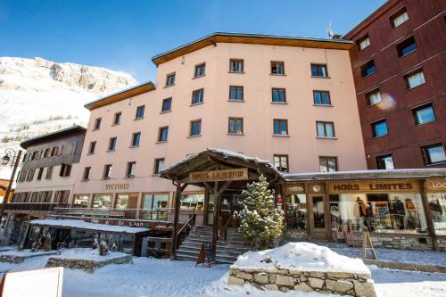 Langley Hôtel Victors - Hôtel - Val-d'Isère