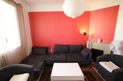 Cosy 2 bedroom - F3 - Apartment - 5 min Metro 5 in Les Lilas
