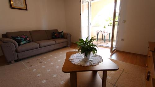 Apartment - Ground Floor image 7