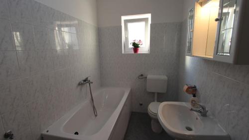 Apartment - Ground Floor image 3