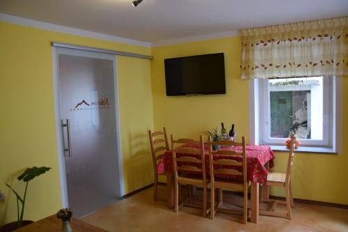 Apartments Mrakič - image 4
