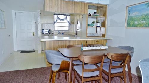 Anglers Cove N402 - main image